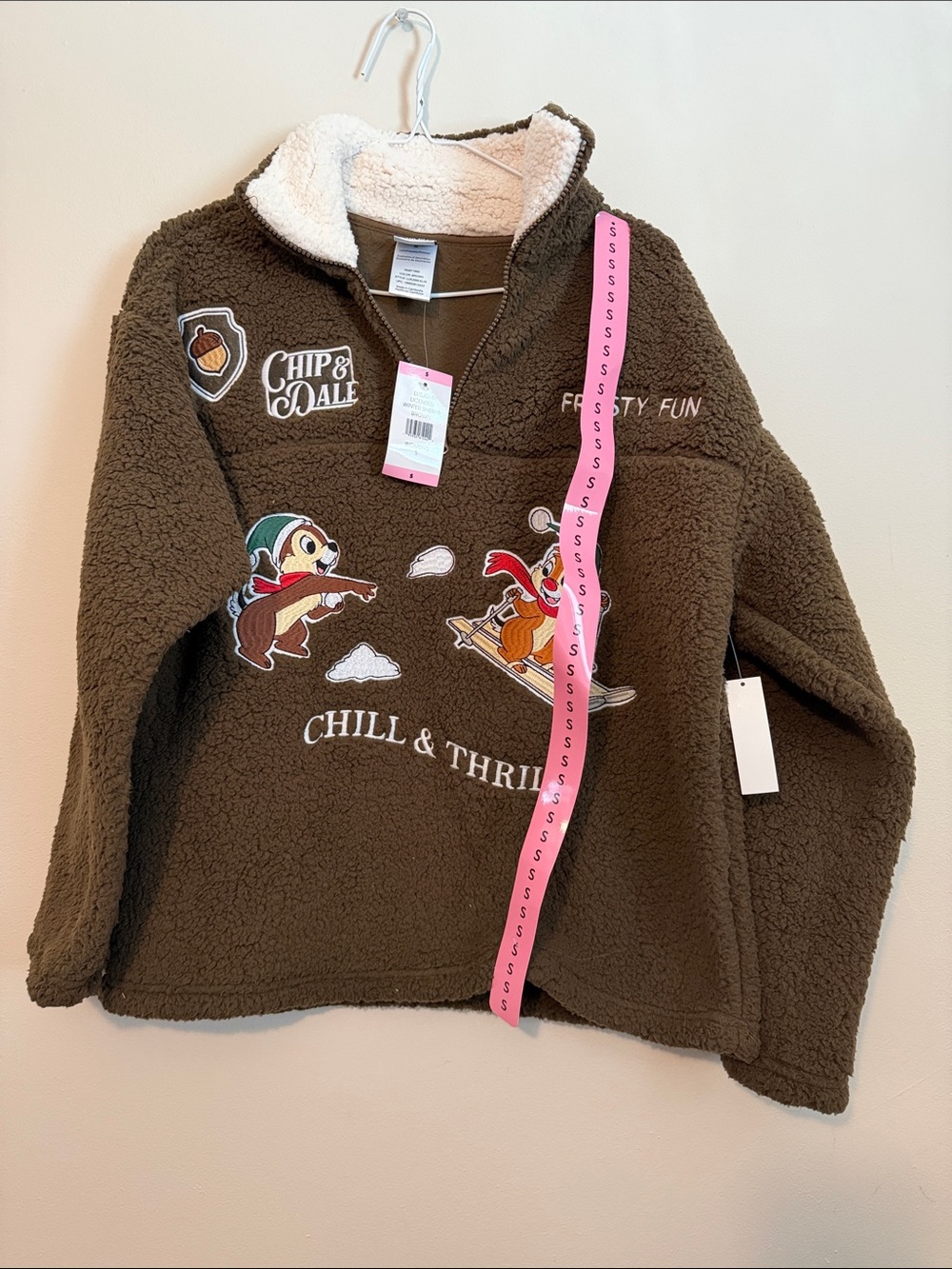Disney Chip & Dale Brown Sherpa Pullover - Chill & Thrill size small NWT